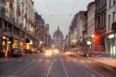 “НОЧНЫЕ СТОЛИЦЫ И ГОРОДА ЕВРОПЫ” Персональная выставка Зория Файна “НОЧНЫЕ СТОЛИЦЫ И ГОРОДА ЕВРОПЫ” Персональная выставка Зория Файна